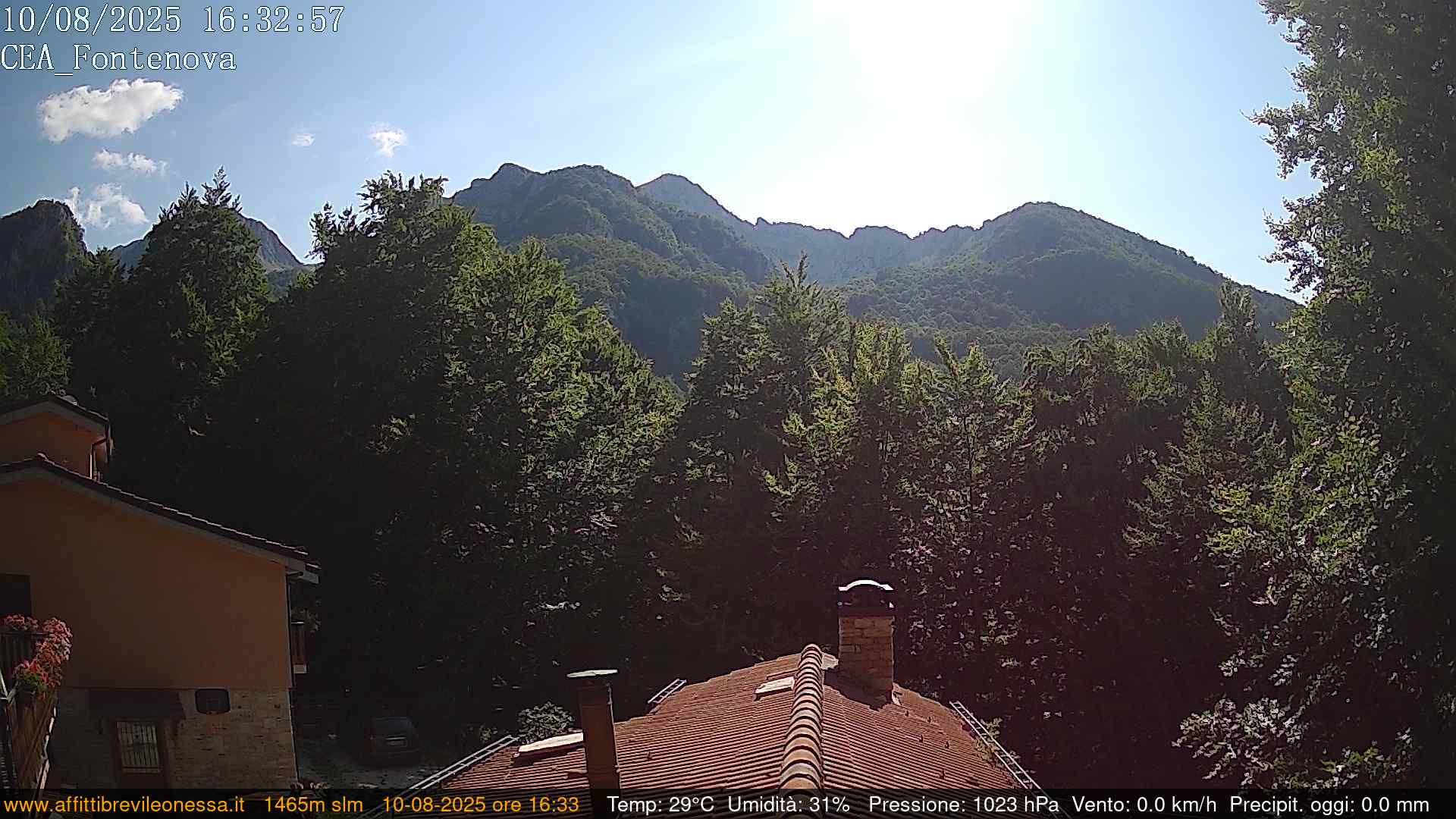 immagine della webcam nei dintorni di Castelluccio Norcia: webcam Leonessa